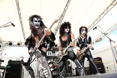 MAKIN'LOVE as KISS photo01