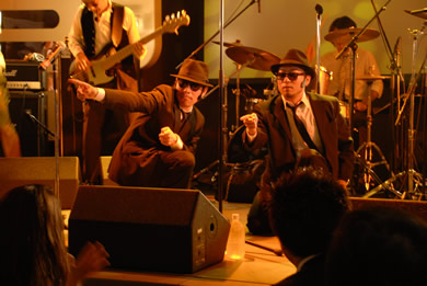 BBBCB (as THE BLUES BROTHERS BAND)